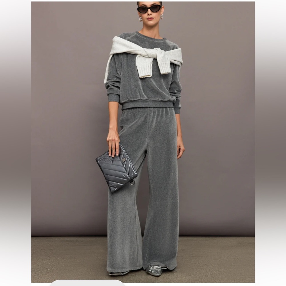Carbon38 Wide Leg Velour Pant